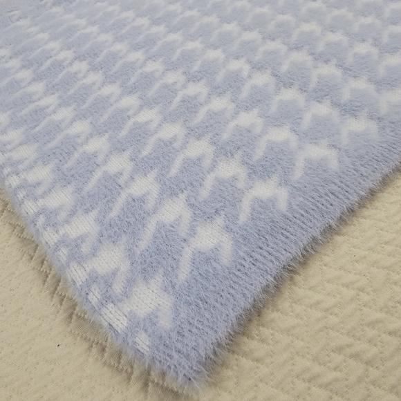 Haute Monde Blue and White Houndstooth Knit Skirt Size Small - Picture 3 of 12